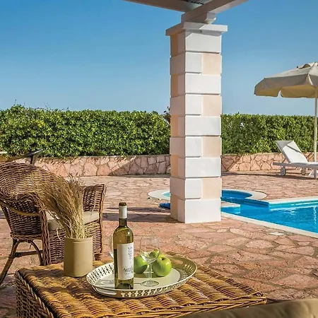 Villa Morfeas *